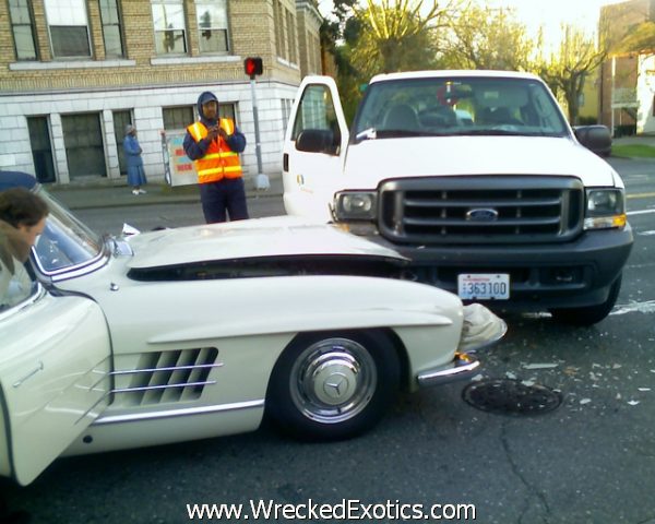  7 Jaguar XJ220 1 Million Here we have our first million dollar crash 