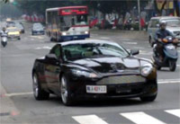 Aston Martin DB9 Crash