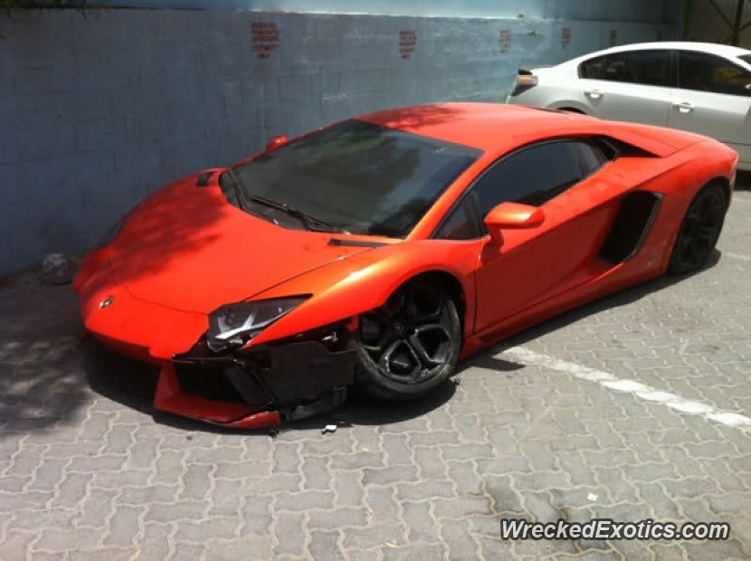 Crashed Lamborghini for Sale in Dubai Cheap