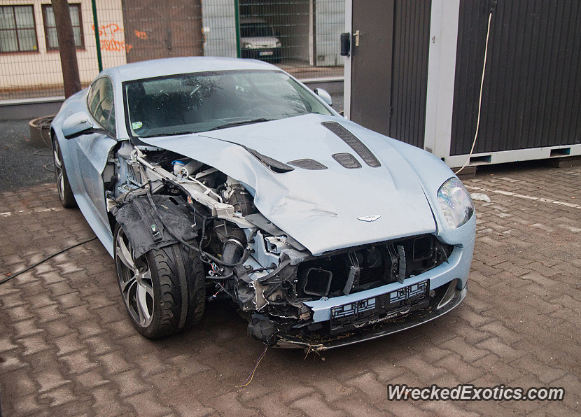 Aston Martin V12 Vantage Wrecked in Czech Republic.