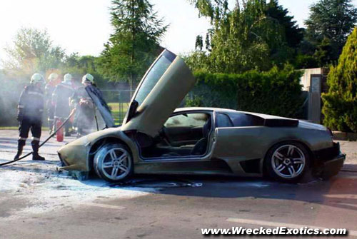 The LP640 certainly has more power adding 6 mph to the Murcielago's top